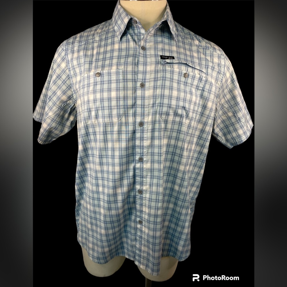 Wrangler Outdoor Regular Fit Short Sleeve Button Up Shirt Men’s Large